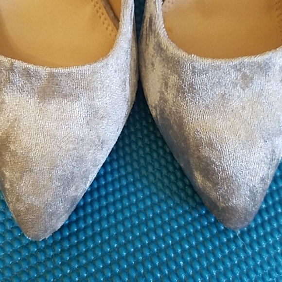 Velvet Purply Gray Stilettos - Picture 4 of 10